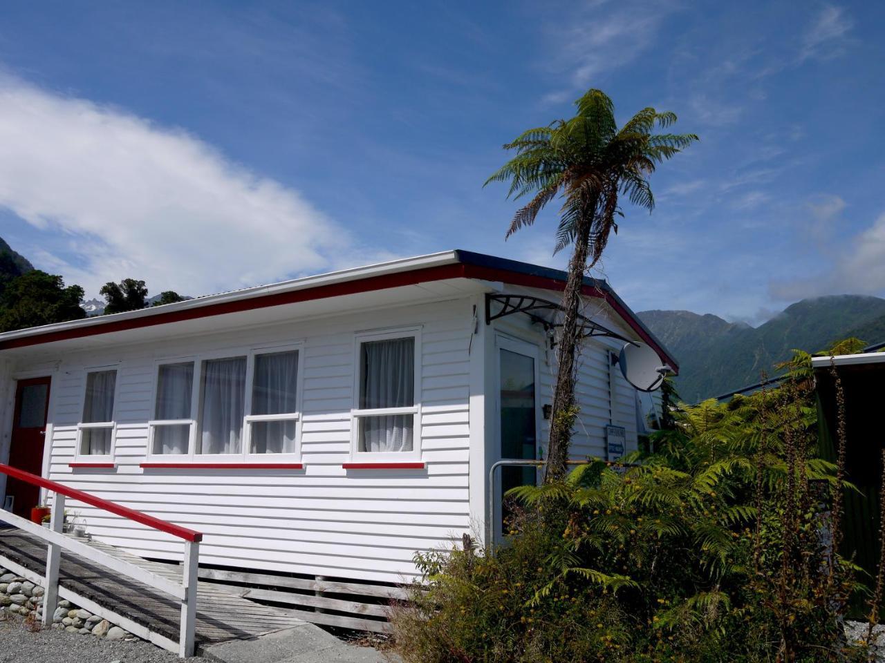 Central Franz Josef Cabins And Flats מראה חיצוני תמונה